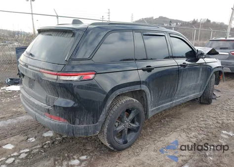 2024 Jeep Grand Cherokee Altitude X 4X4 z USA, uszkodzony, nr VIN 1C4RJHAG4RC224270